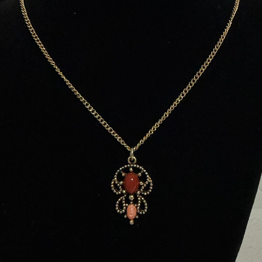 Avon 1974 Castillian Gold Tone Faux Coral Agate Dark Academia Pendant Vintage